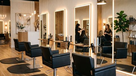 F.R.E.N.Z. Hair Salon, beauty salon in Alton, IL